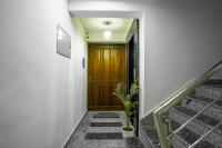FlxHo Corporate - Golf Course Road - B&B