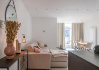Wonderful central 2BR Ghent apt w view on Leie - B&B