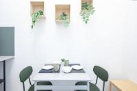 Central - NEW - Comfy AC Studio - Bed and Breakfast Boedapest