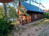 Domek Mazury Max nad jeziorem w Rynie - B&B Ryn
