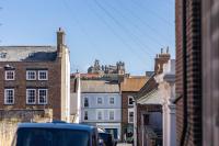 Mariners Hall - Elegant Apartment close to Whitby Town Centre - B&B Whitby
