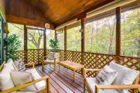 Pet-Friendly Sevierville Rental with Private Hot Tub - B&B