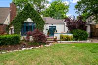 Ivy Cottage w hot tub by HVNLYhomes - B&B Tulsa