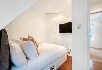 Three-Bedroom Premium Apartment with Balcony