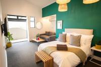 Hermanus Waterfront, Studio 7 - Chambres d’hôtes