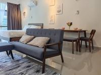 Apartment mit Poolblick
