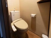 Habitación de estilo japonés con baño privado
