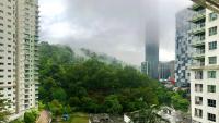 Cozy duplex facing misty hill - B&B Petaling Jaya