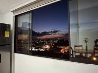 Apartamento en un 4to piso cerca al coliseo en Armenia - Chambres d'hôtes Arménie