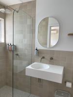 Double or Twin Room with Lake View