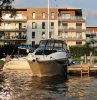 Marina Deluxe - największy apartament na Marinie plus garaż, klima, widok na jezioro, winda, 2 balkony - B&B