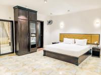 Two-Bedroom Deluxe Apartment