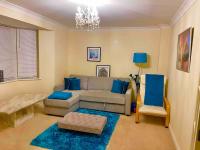 Luxurious Executive 5 Bedroom Whole Home - For 10 - Bed and Breakfast Hensol