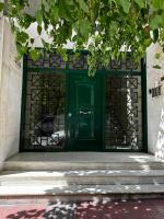 A night at the Museum, Lux apt next to the National Archaeological Museum of Athens - Bed and Breakfast