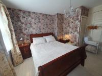 Chambre Lit King-Size avec Baignoire Spa