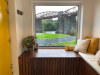 Joy's River Lodge - B&B