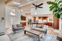 5,000 SqFt 7 Bedroom MCM Estate on 1 Acre - B&B