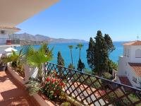 carabeo perla POOL CENTRO - B&B Nerja