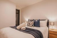 Serene Spaces on Tuam - 2 Bedroom Apartment - B&B Christchurch