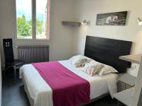 CHAMBRE PRIVE PROCHE de LA GARE SNCF - B&B