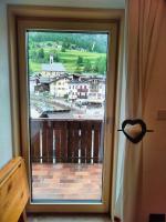 So close to Sellaronda lifts! - Ferienwohnung