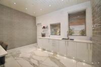 3 BR- Central Wigan- HOT TUB - B&B Ince-in-Makerfield