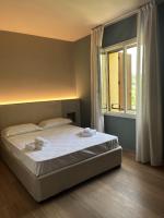 One-Bedroom Apartment with Balcony