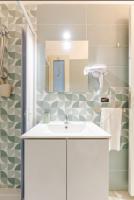 Chambre Triple avec Salle de Bains Privative