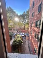 Metro at the door- Colosseo 6 min- 2BR AC WiFi - Chambres d'hôtes Rome