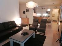 Majoituspalvelu Nurmi Apartment Oksapolku 2 B Deluxe Huoneisto 103m2 - Chambres d'hôtes Raahe