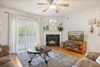 CL404 River Reflections - B&B Pigeon Forge