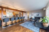 #StayinMyDistrict Garibaldi Bay Views - Ferienwohnung Garibaldi