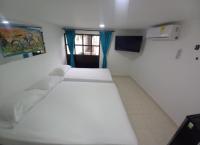 Hostal Doña Betty 2 - B&B