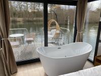 L'Escale Royale Saint-Martin-la-Garenne Port Ilon - Seine - Giverny - Chambres d’hôtes