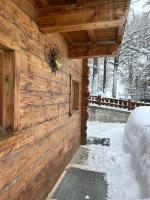 Three-Bedroom Apartment with Mountain View