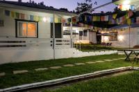 Camera Matrimoniale con Vista Giardino