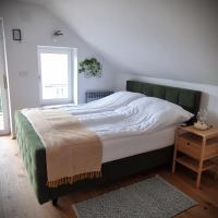 Studio mit Balkon