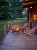 Pecan Grove Cabin - B&B Huntsville