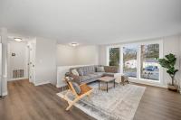 Spacious Family Villa only 13 mi from Silverwood - B&B Hayden