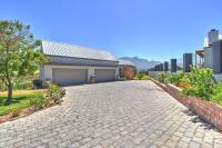 Kingswood Golf Estate - B&B
