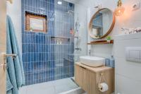 House 60m from the beach - Bed and Breakfast Rogoznica