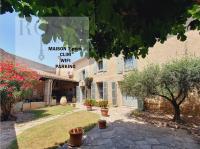 Maison de Village en Camargue Parking Clim Wifi - ROSSIconciergerie - Linge inclus - Bed and Breakfast