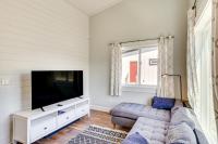 3 Mi to Duke Downtown Durham Cottage! - Bed and Breakfast Durham