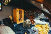 La Marble Room - Suite balnéo & sauna - B&B Angers