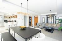 CHARMING townhouse/5BEDRS/front beach/PRIVATE POOL - B&B Marbella