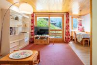 Sherpa 11 on the snow front of Mottaret - B&B Méribel