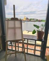 เฉื่อย โฮมสเตย์ - B&B Mueang Nonthaburi