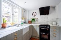 18th Century Cottage in Cirencester with Garden - B&B Cirencester