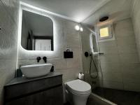 Eris Studios - B&B Adamantas
