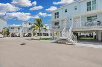 Ocean Side Paradise Awaits - B&B Marathon